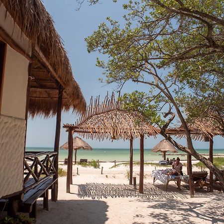 Hotel Casa Takywara Isla Holbox Exterior foto