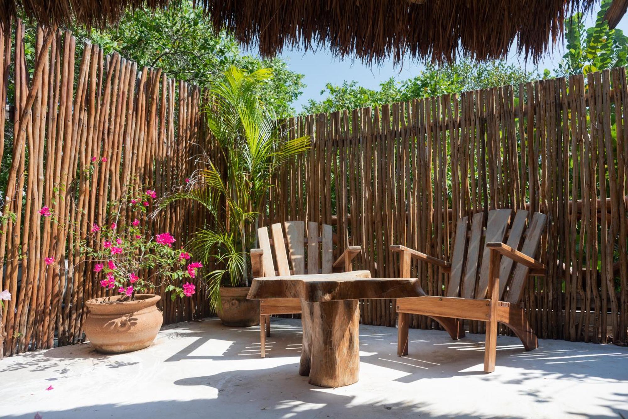 Hotel Casa Takywara Isla Holbox Exterior foto
